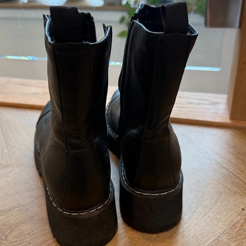 No Boundaries Women's Zip Front Combat Boots Size 10 Black Memory Foam - Picture 6 of 7